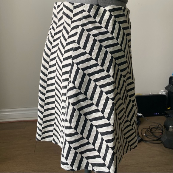 Zara mod style bandage Skirt - Picture 2 of 7